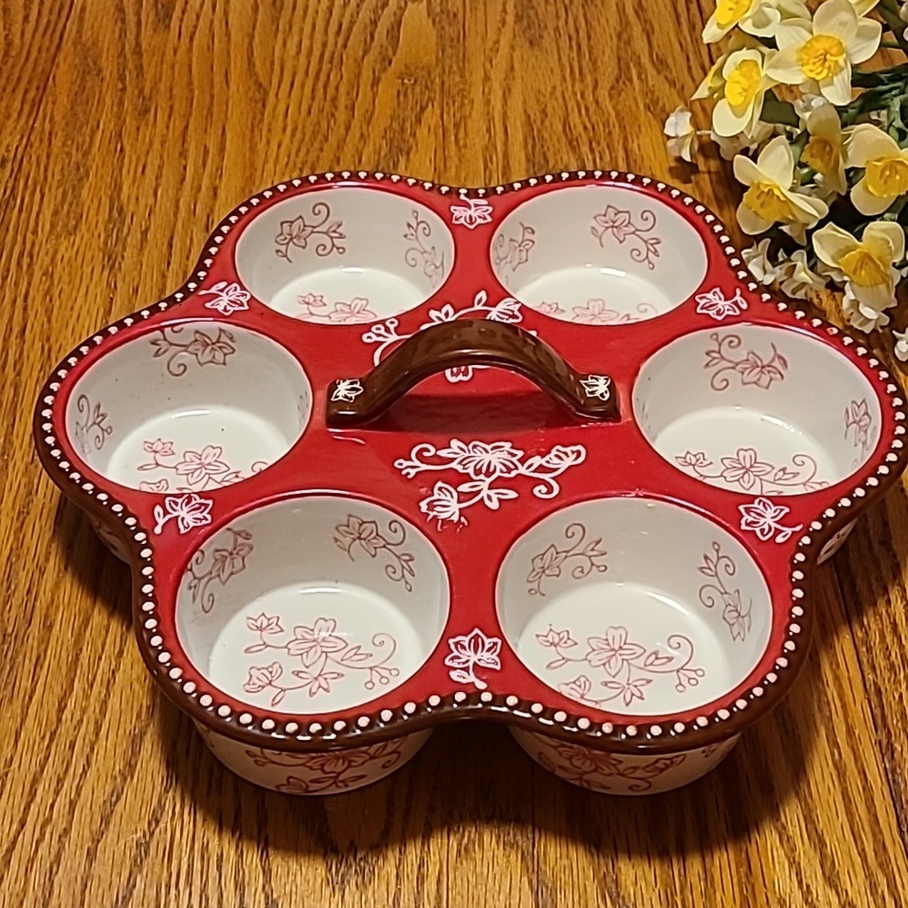 Temp-tations by Tara Cupcake Holder - Floral Lace